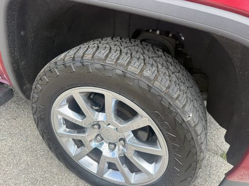Used 2018 GMC Sierra 1500 Denali AWD/4WD image 12