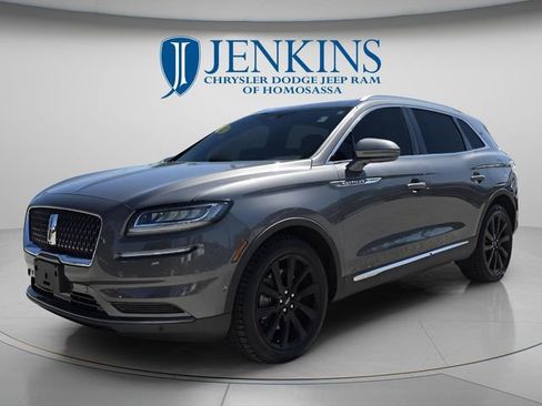 Used 2022 Lincoln Nautilus Reserve w/ Equipment Group 201A FWD image 10