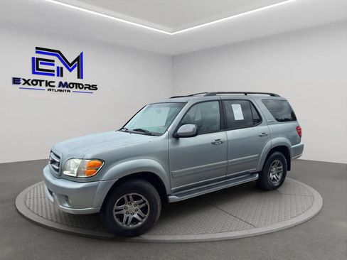 Used 2004 Toyota Sequoia Limited RWD image 1