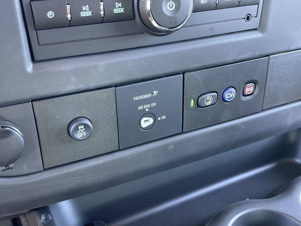 New 2025 GMC Savana 2500 Extended w/ Driver Convenience Package RWD image 14
