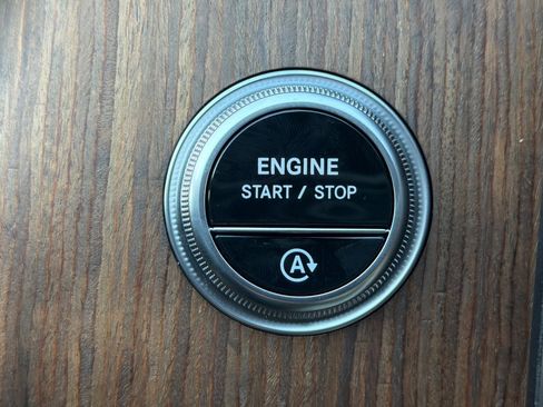 Certified 2025 Mercedes-Benz C 300 Sedan image 25