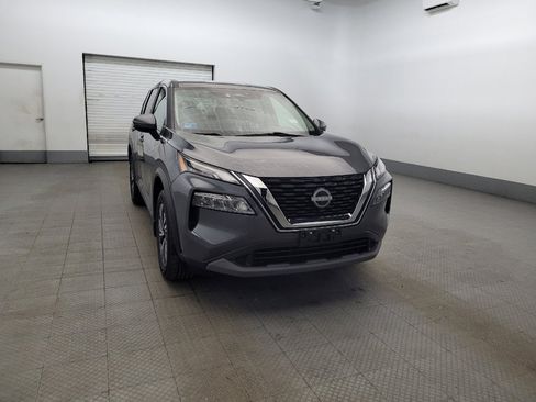 Used 2022 Nissan Rogue SV image 14