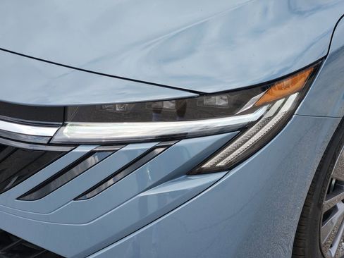 New 2026 Nissan Sentra SL FWD image 5