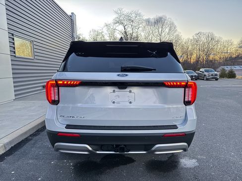 New 2026 Ford Explorer Platinum w/ LUX Leather Package image 8