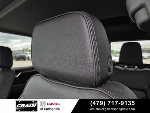 Used 2025 GMC Sierra 1500 Denali AWD/4WD image 22