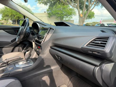 Used 2018 Subaru Crosstrek 2.0i Premium AWD/4WD image 32