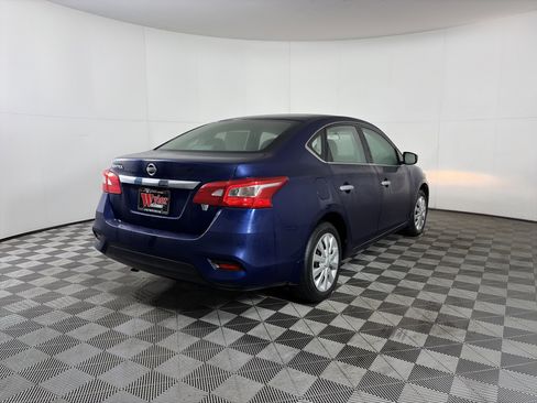 Used 2017 Nissan Sentra S image 14