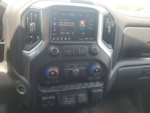 Used 2020 Chevrolet Silverado 1500 LT w/ All-Star Edition AWD/4WD image 9