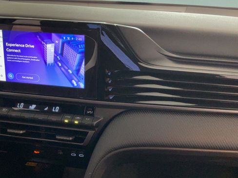 Used 2026 Toyota Camry SE w/ Convenience Package FWD image 34