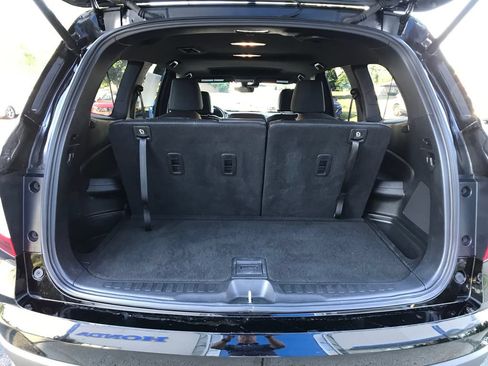 Used 2022 Honda Pilot TrailSport image 8