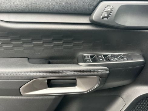 Certified 2025 Ford Ranger XLT w/ Chrome Accent Package image 12