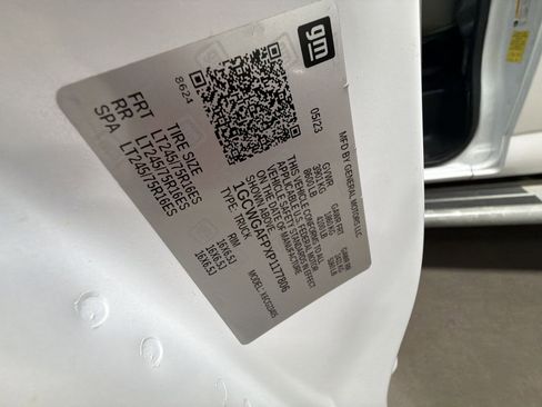 Used 2023 Chevrolet Express 2500 w/ Driver Convenience Package image 57