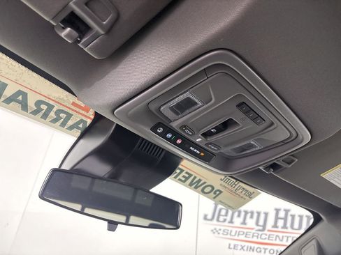 Used 2024 Chevrolet Silverado 1500 LT AWD/4WD image 18