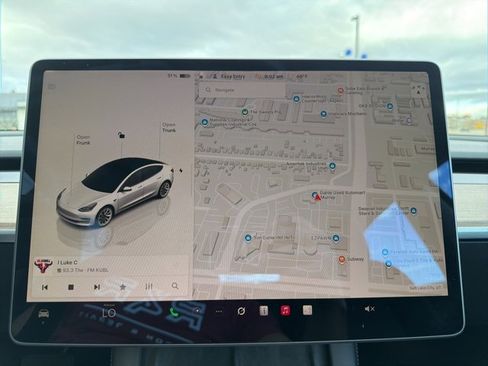Used 2022 Tesla Model 3 Long Range image 24