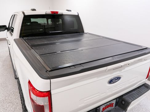 Used 2022 Ford F150 Lariat AWD/4WD image 11