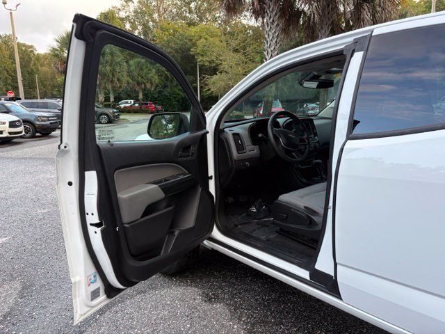 Used 2021 Chevrolet Colorado W/T w/ WT Convenience Package RWD image 9