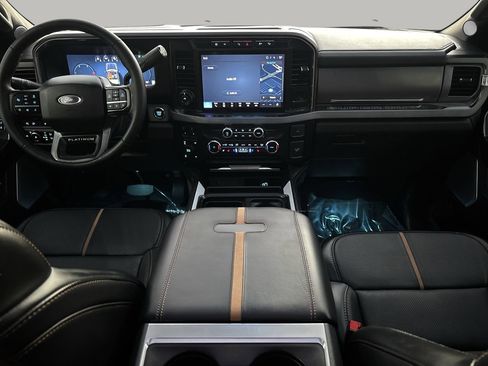 Certified 2024 Ford F250 Platinum w/ FX4 Off-Road Package image 13