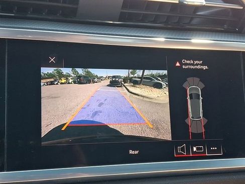 Used 2020 Audi Q3 2.0T Premium w/ Convenience Package image 19