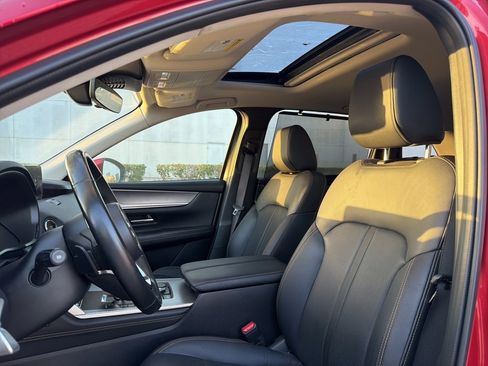 Used 2024 MAZDA CX-90 3.3 Turbo w/ Preferred Package image 9