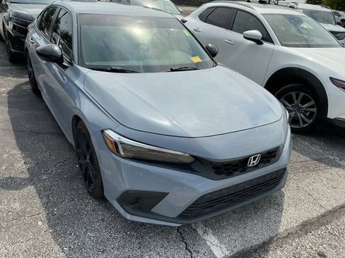 Used 2022 Honda Civic Sport image 3