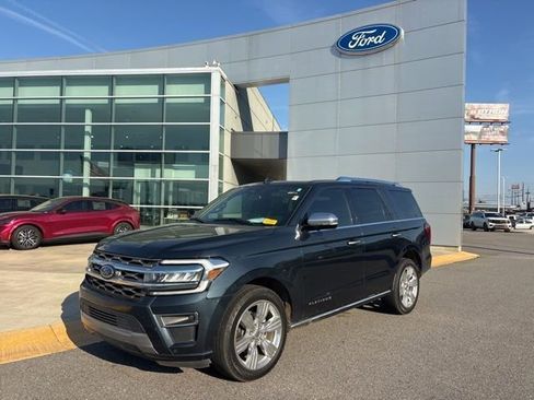 Used 2023 Ford Expedition Platinum image 1