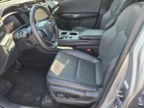 Used 2024 Lexus RZ 300e Premium FWD image 15