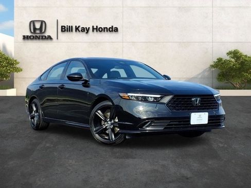Certified 2025 Honda Accord Sport image 1
