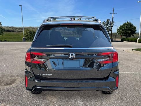 New 2026 Honda Odyssey EX-L image 3