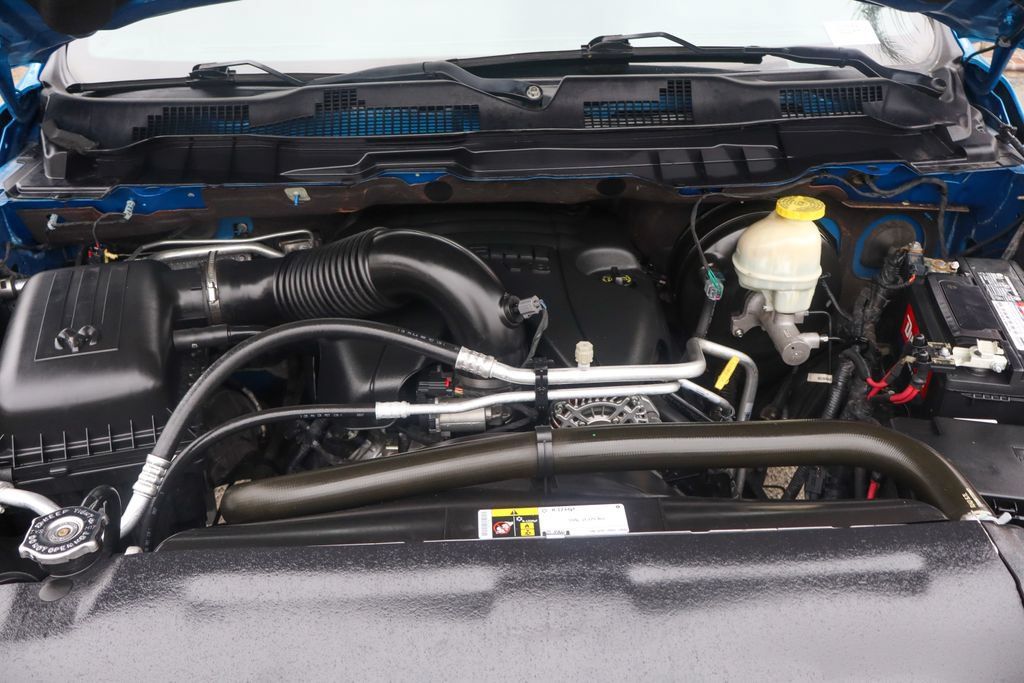 Used 2018 RAM 1500 Sport w/ Hydro Blue Sport Package RWD image 13