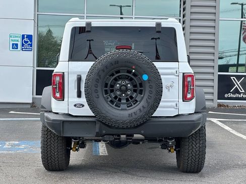 New 2026 Ford Bronco Badlands w/ Sasquatch Package AWD/4WD image 5