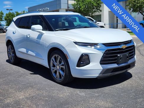 Used 2019 Chevrolet Blazer Premier w/ Sun and Wheels Package AWD/4WD image 4