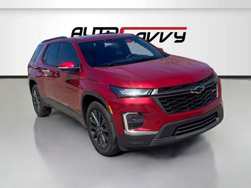 Used 2023 Chevrolet Traverse RS w/ LPO, Floor Liner Package image 1