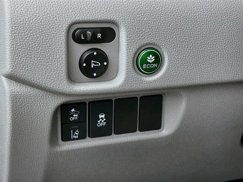 Used 2019 Honda Pilot LX image 11