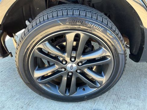 Used 2013 Ford F150 Limited image 26