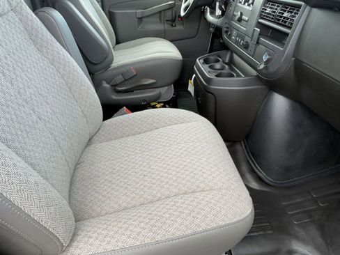 New 2024 Chevrolet Express 3500 w/ Power Convenience Package image 22