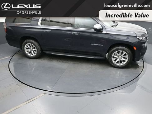 Used 2023 Chevrolet Suburban Premier RWD image 46
