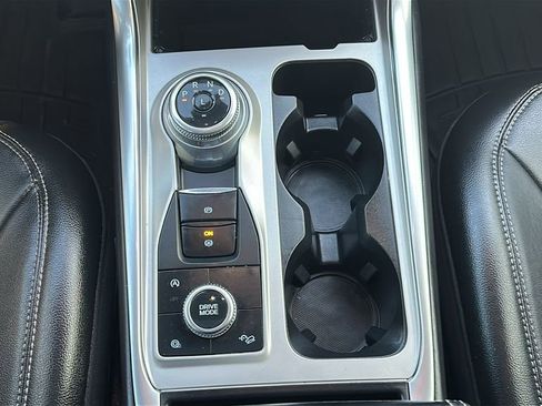 Used 2024 Ford Explorer Limited w/ Equipment Group 301A image 28