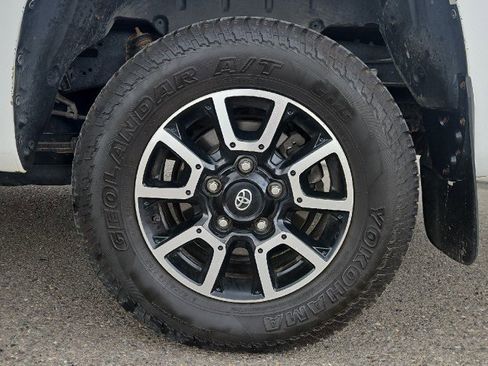 Used 2016 Toyota Tundra SR5 w/ TRD Off Road Package image 28