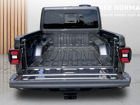 New 2026 Jeep Gladiator Mojave w/ Safety Group AWD/4WD image 24