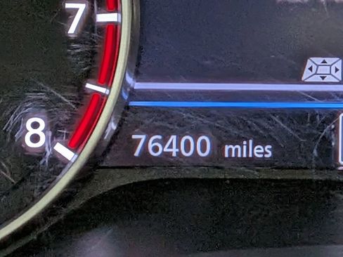 Used 2020 Nissan Sentra SR w/ Premium Package image 17