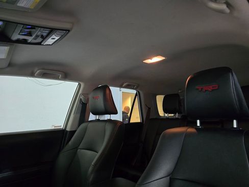 Used 2020 Toyota 4Runner Venture image 24