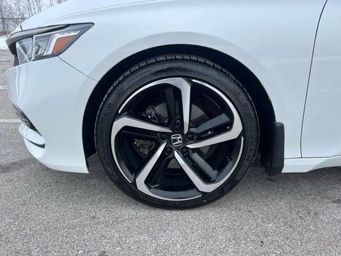 Used 2020 Honda Accord Sport image 11