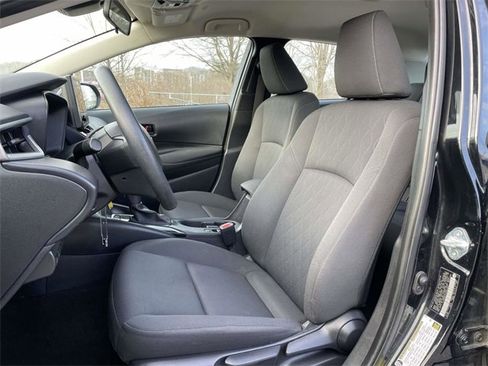 Used 2024 Toyota Corolla LE image 19