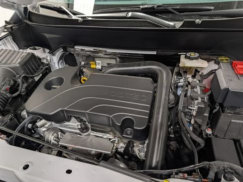 New 2027 Chevrolet Equinox LT FWD image 23