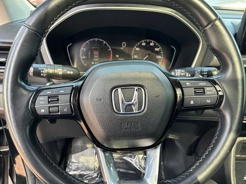 Used 2024 Honda Pilot Touring image 22