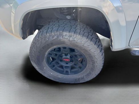 Used 2023 Toyota Tacoma TRD Sport w/ Advanced Technology Package AWD/4WD image 18