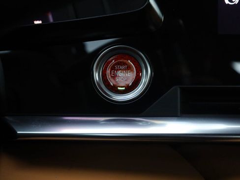Used 2021 Chevrolet Corvette Stingray Premium Cpe w/ Z51 Performance Package RWD image 32