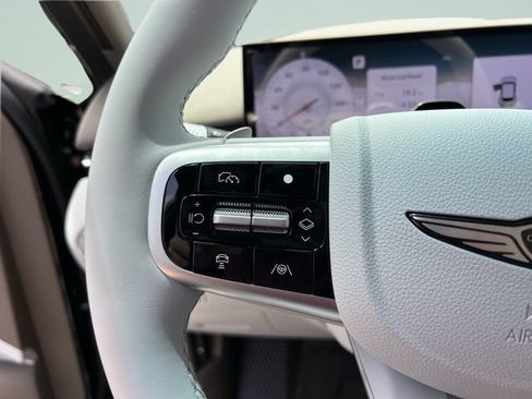 New 2026 Genesis GV70 2.5T Advanced AWD/4WD image 32