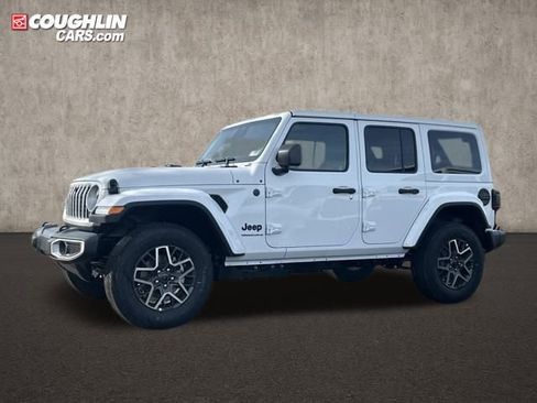 New 2026 Jeep Wrangler Unlimited Sahara w/ Safety Group AWD/4WD image 5