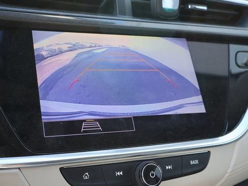 Used 2022 Buick Encore GX Essence w/ Sport Touring Package image 32